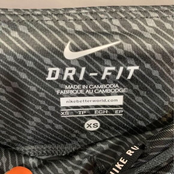 NIKE woman’s dry fit running leggings. Size XS. Black and dark gray. New conditi - Picture 4 of 7